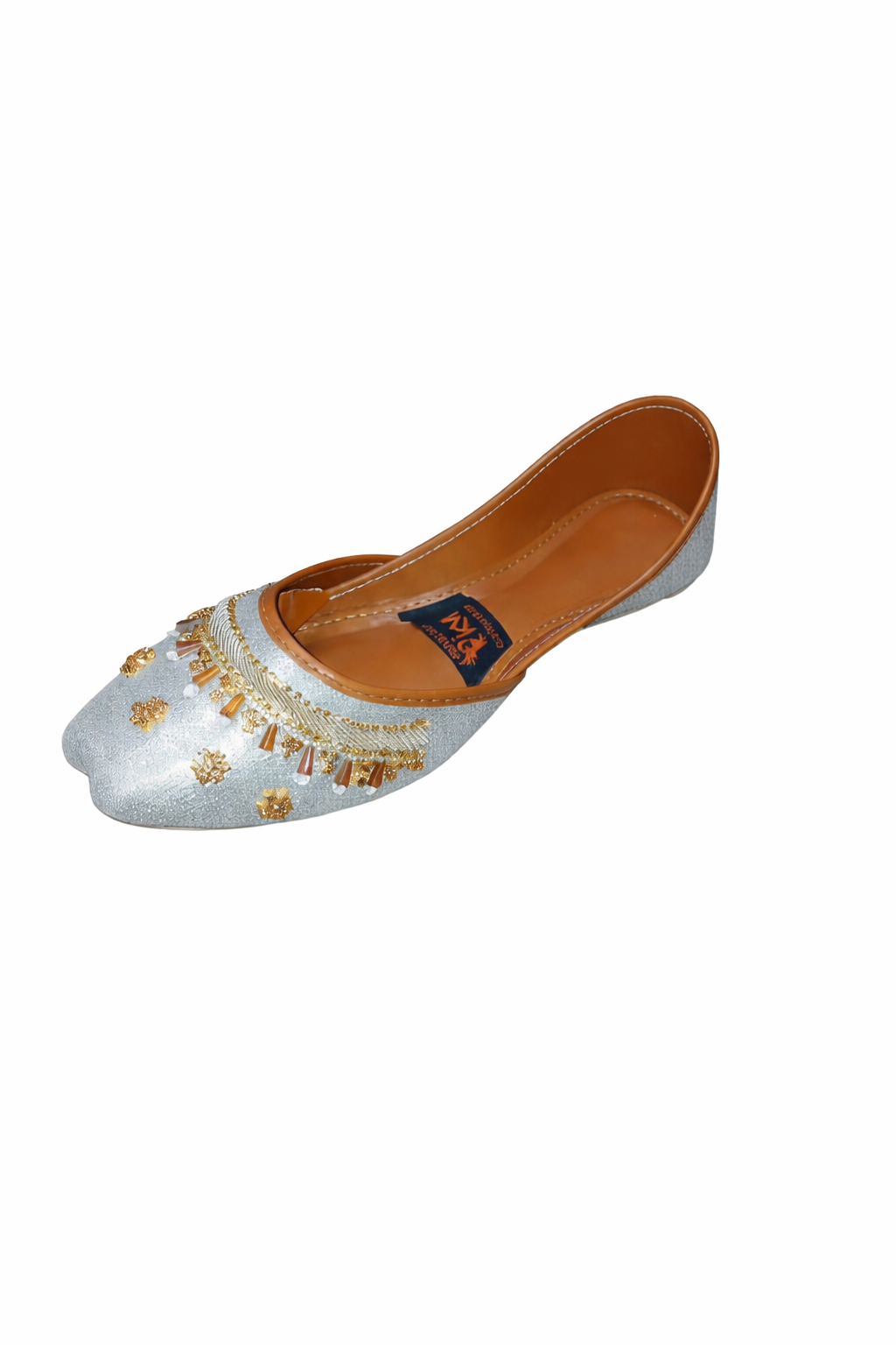 Silver Embroidered Traditional Shoes د سپينو زرو ګنډل شوي دوديز بوټان