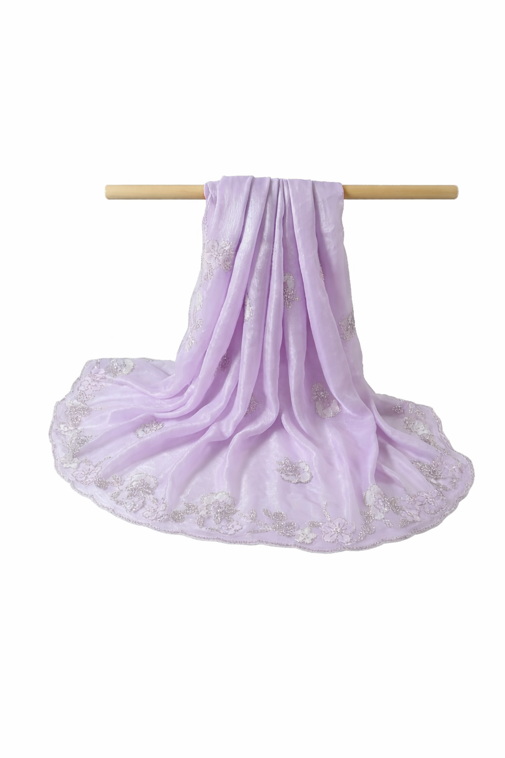 3 Pieces Pakistani Suit – Lavender Embroidered Chiffon Dress    ۳ ټوټې پاکستاني سوټ – د لېوندر رنګ ګنډل شوی لباس