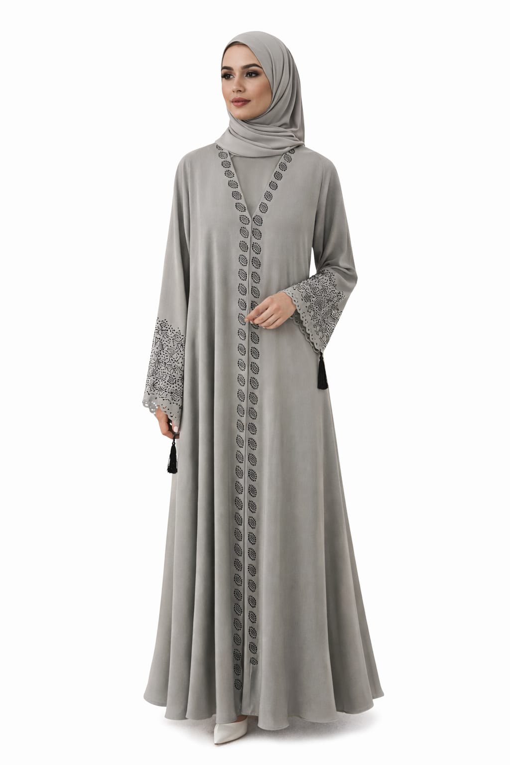 Elegant Embroidered Modest Abaya – Grey ښکلی ګنډل شوی حجاب ابایا – خړ رنګ
