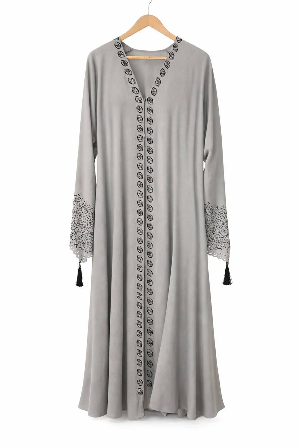 Elegant Embroidered Modest Abaya – Grey ښکلی ګنډل شوی حجاب ابایا – خړ رنګ
